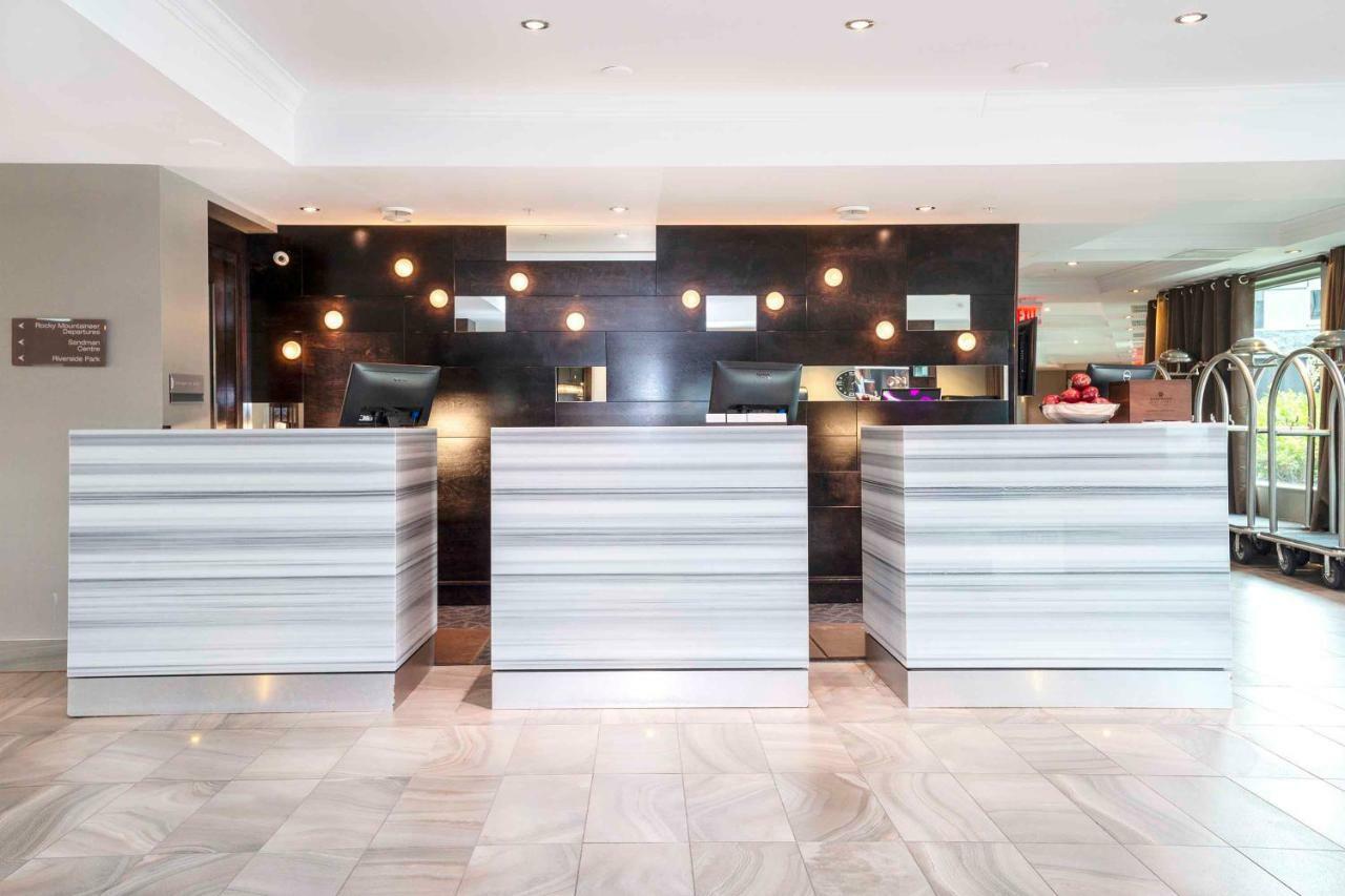Hotel Sandman Signature